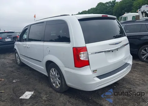 2016 Chrysler Town & Country Touring z USA, uszkodzony, nr VIN 2C4RC1BG7GR289490